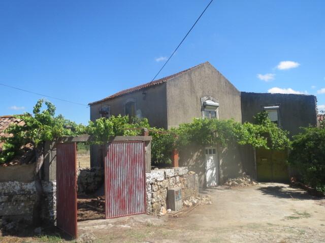 Real Estate Agent Rushes